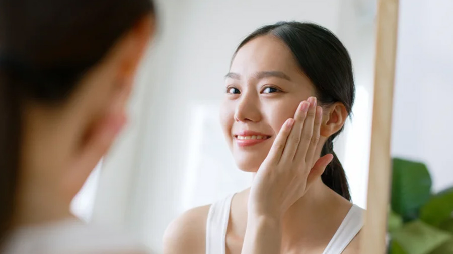 E-commerce localisation and local production key to staying competitive in  China's crowded cosmetics market